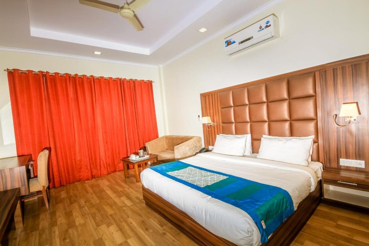 Hotel Pong View Dharamshala Ngoại thất bức ảnh