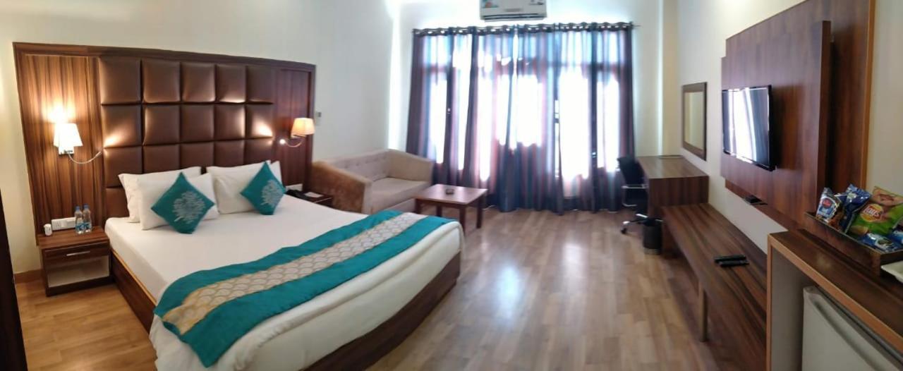 Hotel Pong View Dharamshala Ngoại thất bức ảnh