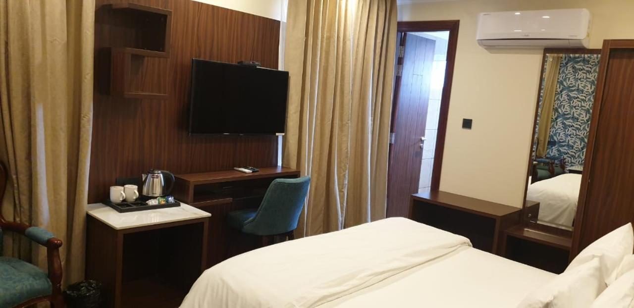 Hotel Pong View Dharamshala Ngoại thất bức ảnh