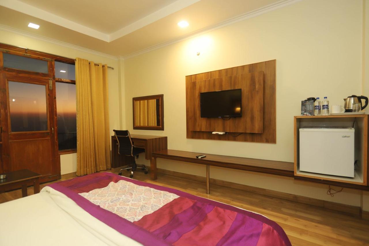 Hotel Pong View Dharamshala Ngoại thất bức ảnh