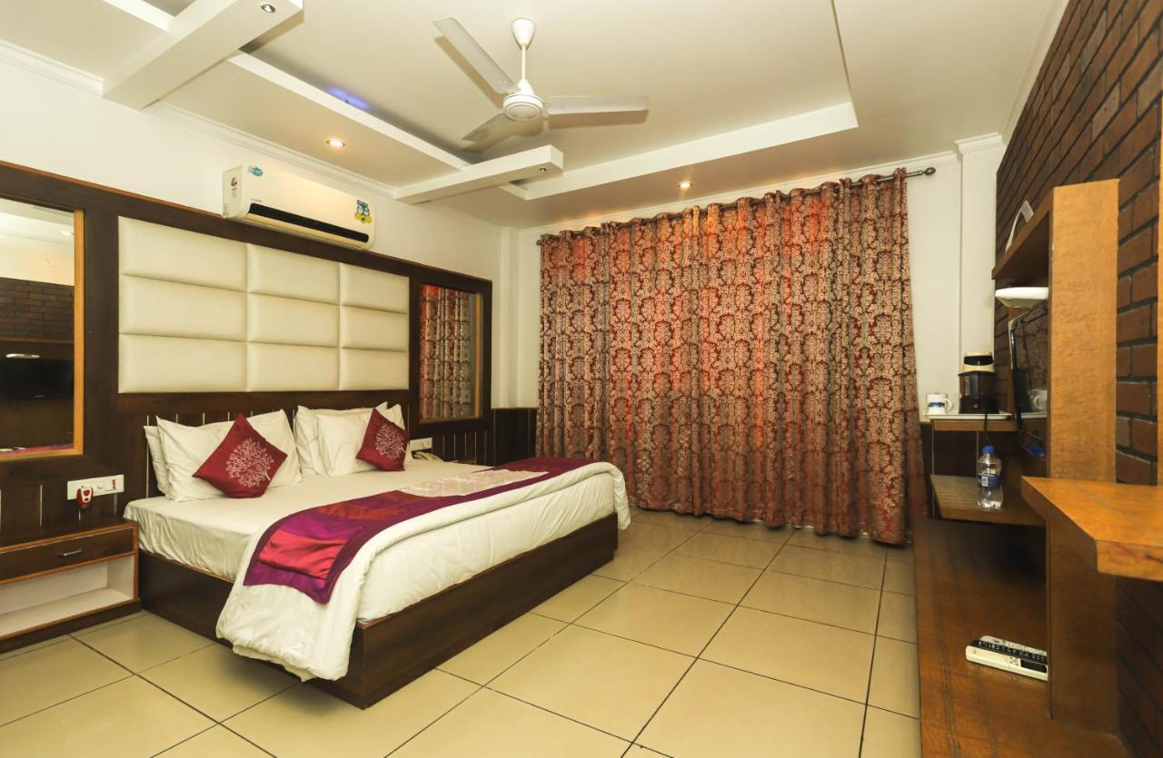 Hotel Pong View Dharamshala Ngoại thất bức ảnh