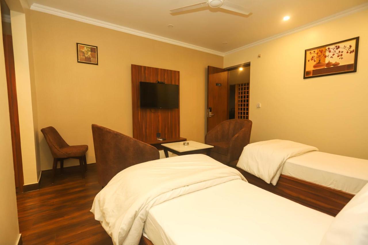Hotel Pong View Dharamshala Ngoại thất bức ảnh