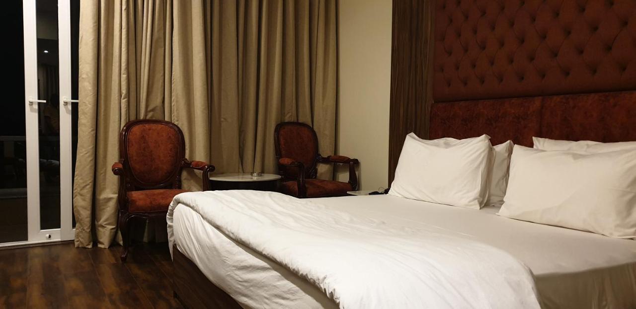 Hotel Pong View Dharamshala Ngoại thất bức ảnh