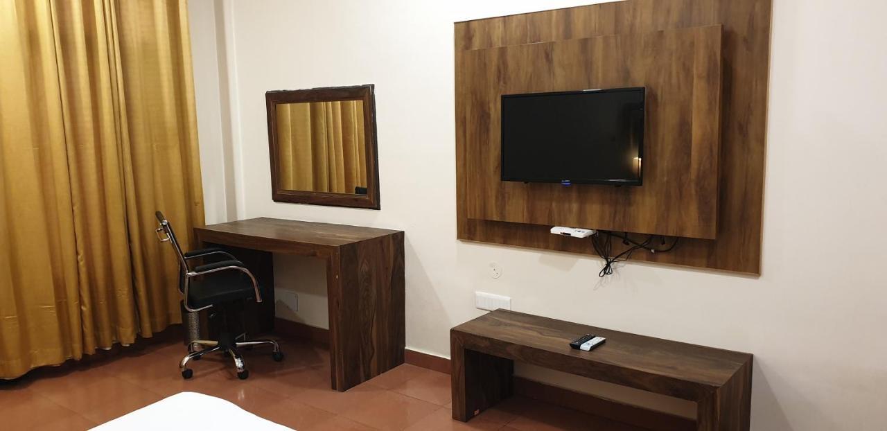 Hotel Pong View Dharamshala Ngoại thất bức ảnh
