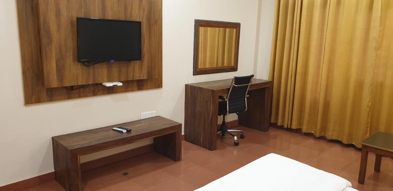 Hotel Pong View Dharamshala Ngoại thất bức ảnh