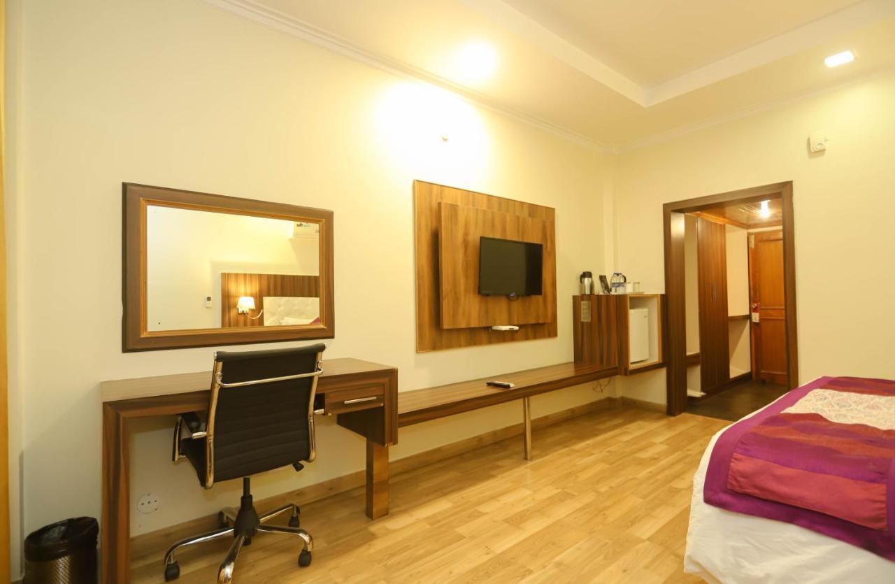 Hotel Pong View Dharamshala Ngoại thất bức ảnh